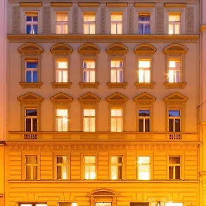 S42 Apartamento Praga